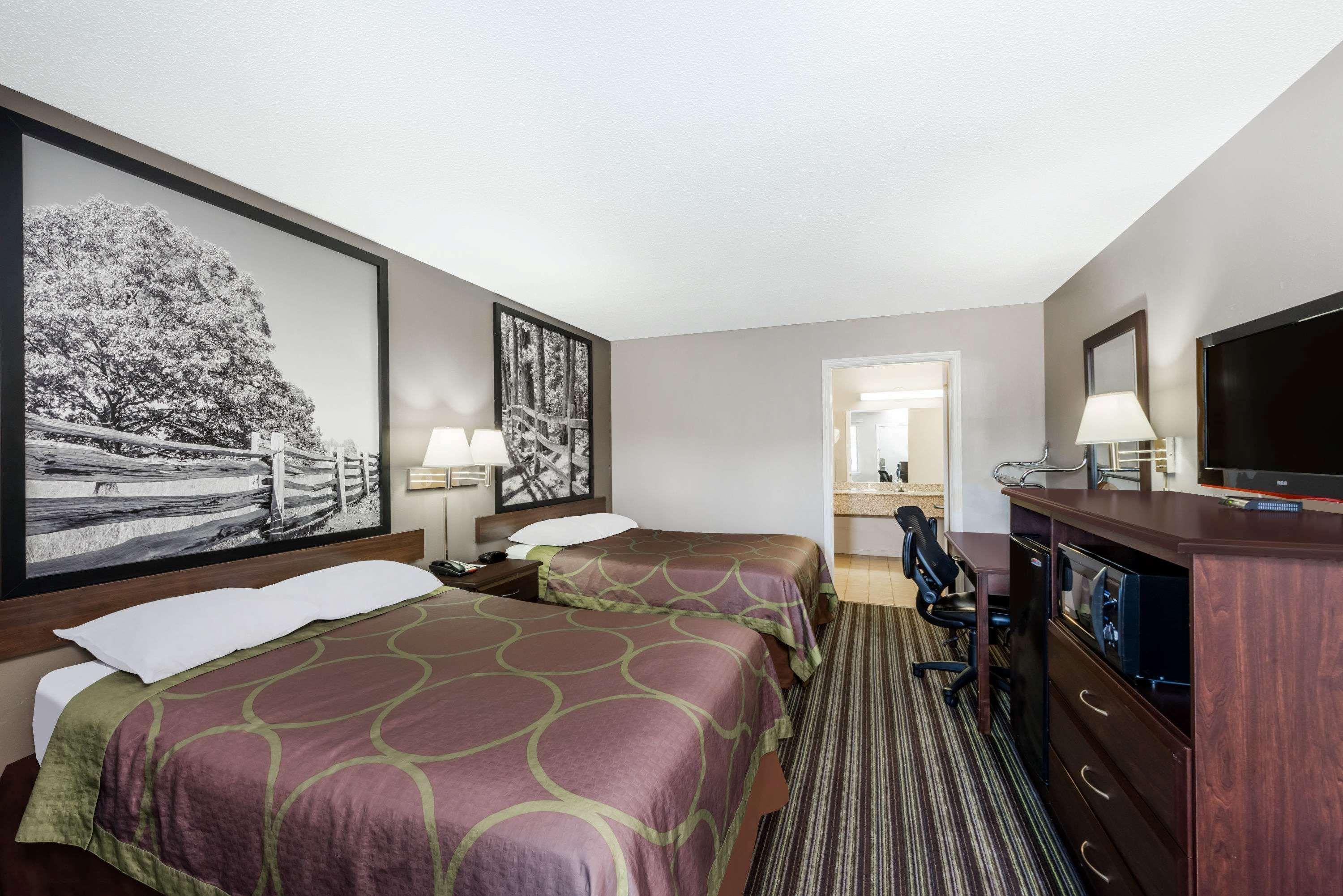 Super 8 By Wyndham Chattanooga
