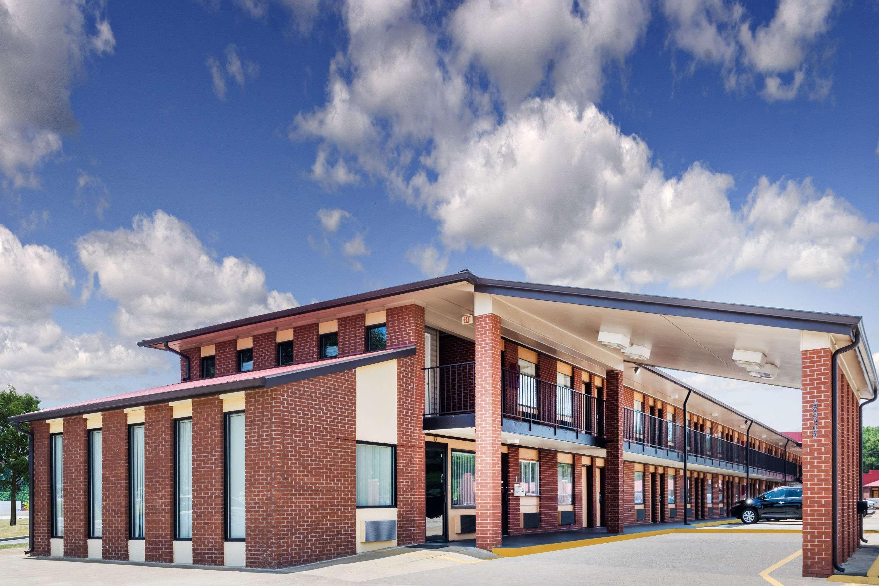 Super 8 By Wyndham Chattanooga Motel 2*