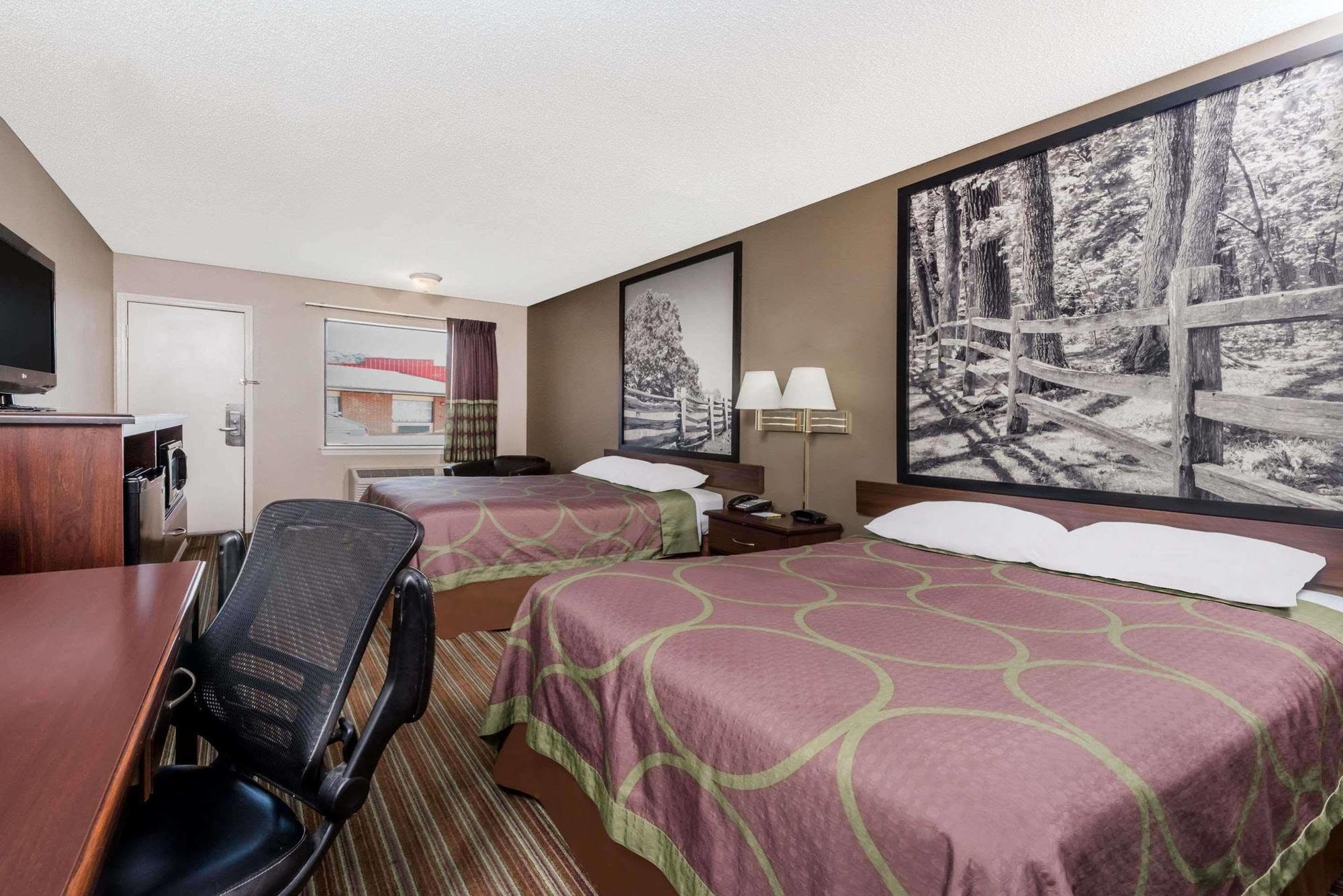 Super 8 By Wyndham Chattanooga Motel