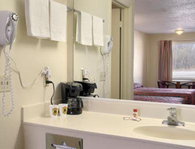 Super 8 By Wyndham Chattanooga Ooltewah